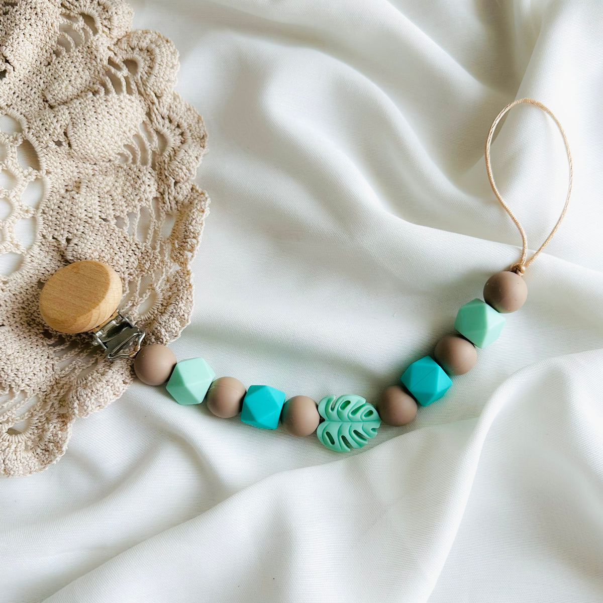 Lănțișor pentru suzetă simple -TURCOAZ